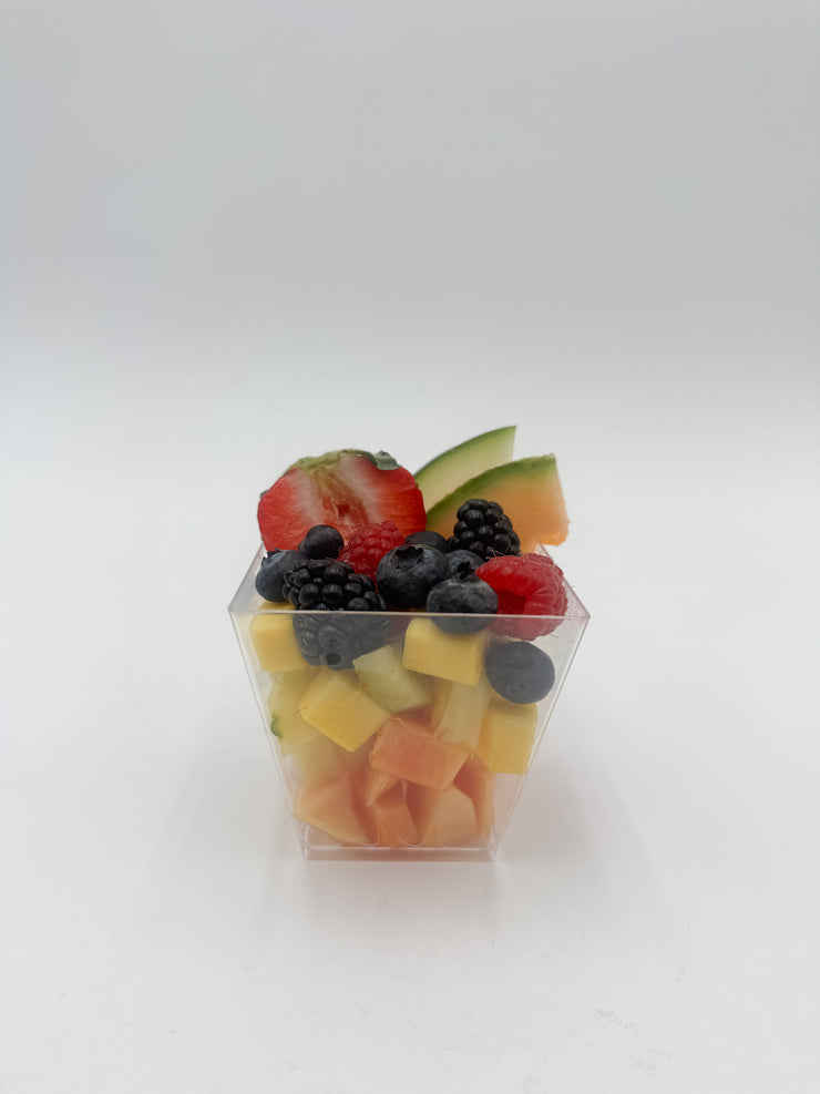 7oz Fresh Seasonal Fruit Cup