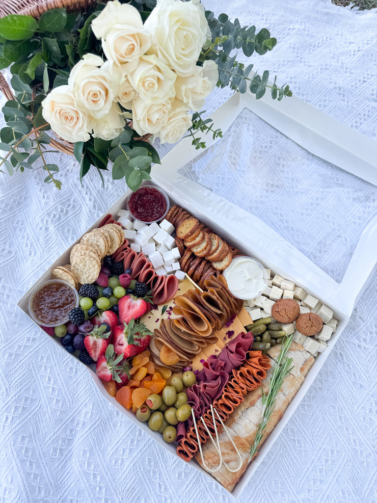 Large Vegan Charcuterie Board - 10 People Serving