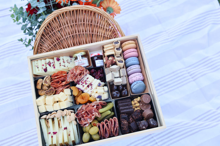 Large Charcuterie & Dessert Board (Nationwide Edition)