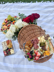 Small Charcuterie Board – Gourmet Cheese & Meat Box